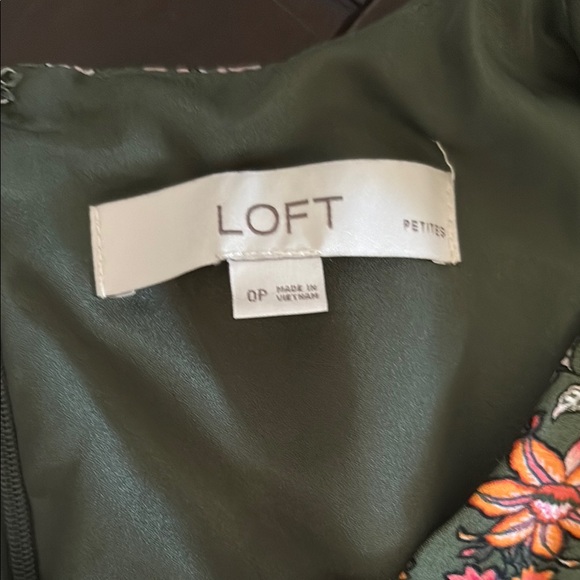 LOFT Floral Green Dress - Picture 2 of 4